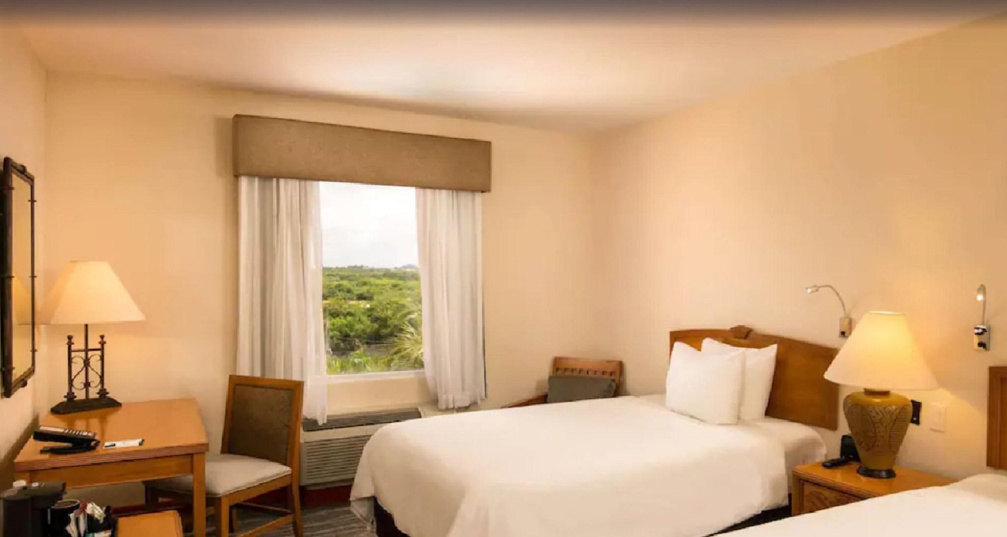 Four Points By Sheraton Saint-Domingue Extérieur photo