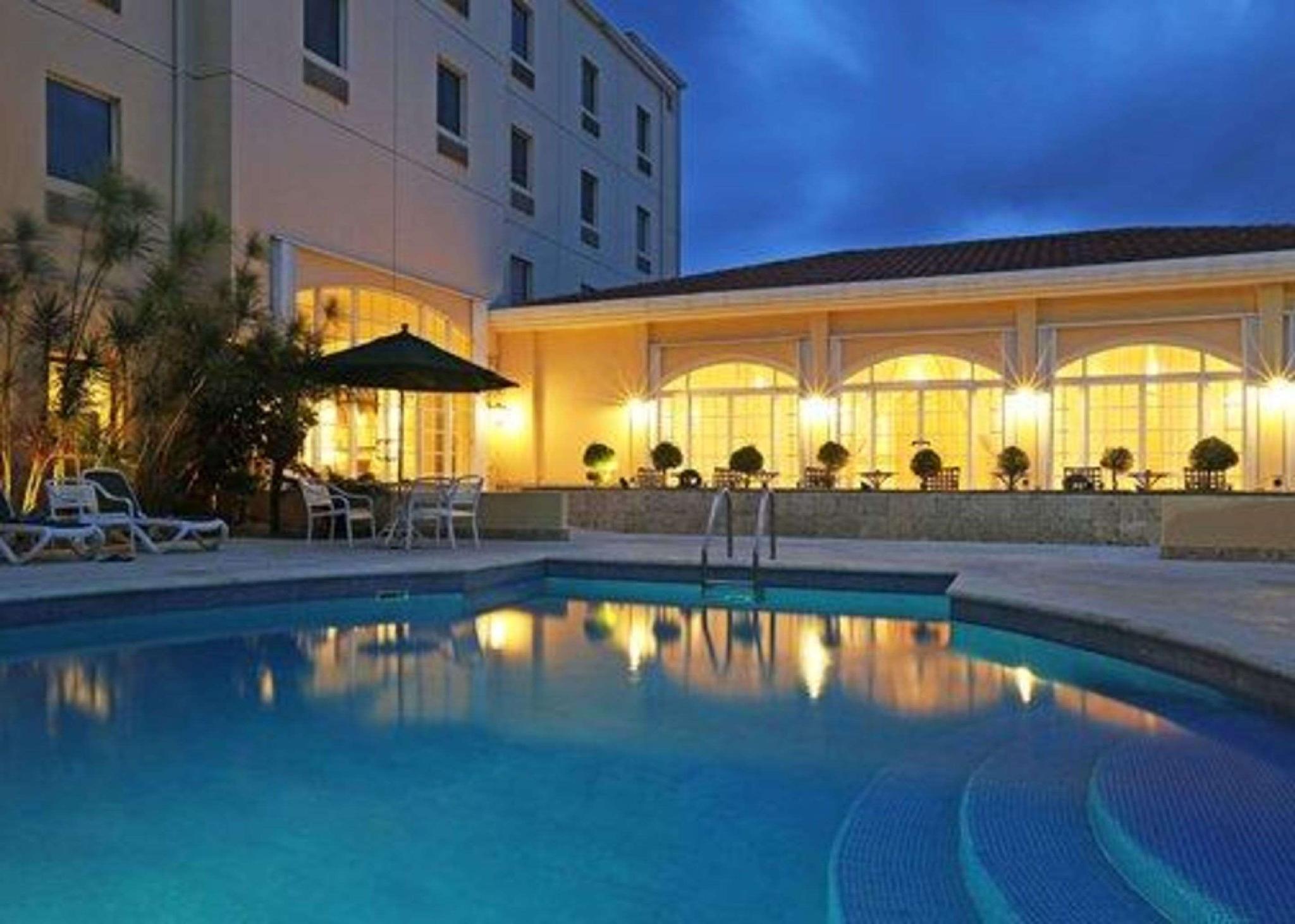 Four Points By Sheraton Saint-Domingue Extérieur photo