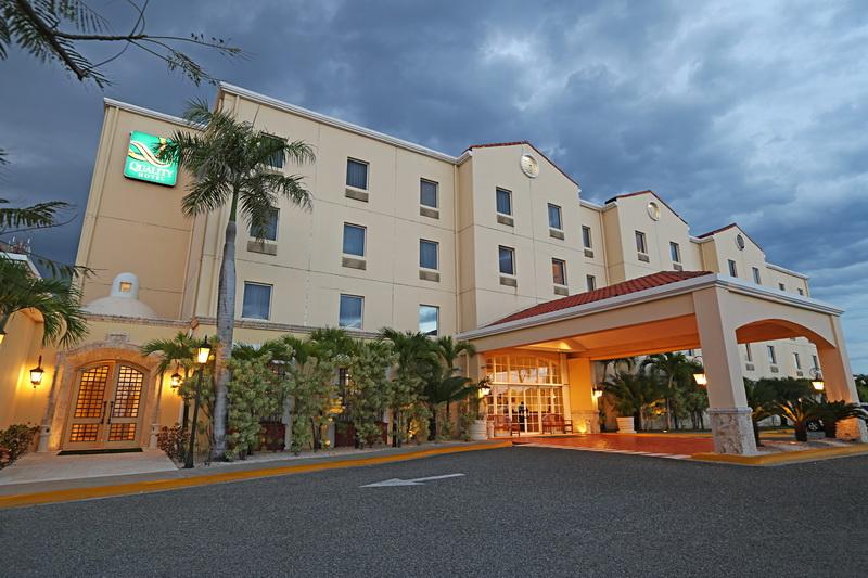 Four Points By Sheraton Saint-Domingue Extérieur photo