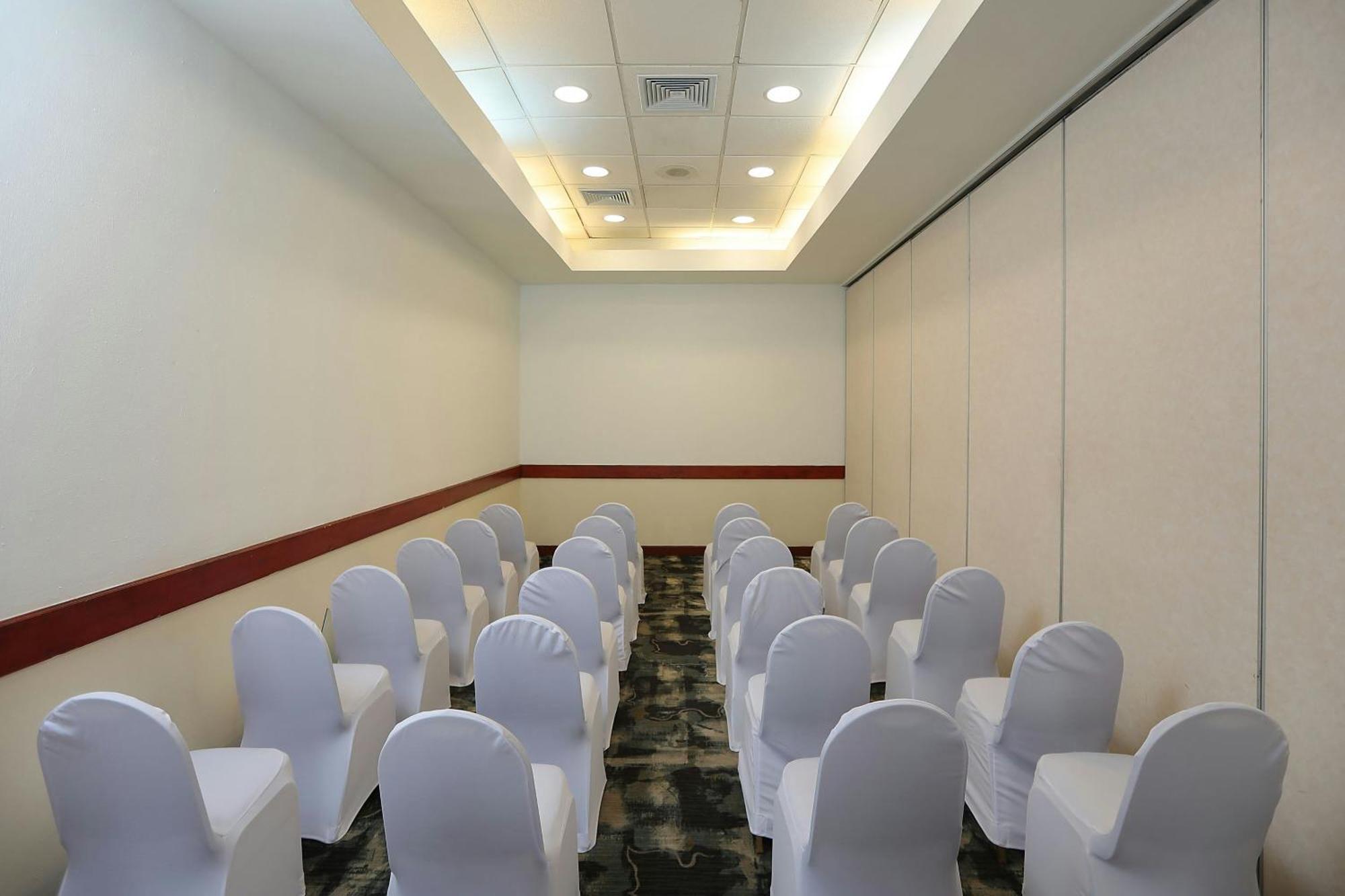 Four Points By Sheraton Saint-Domingue Extérieur photo