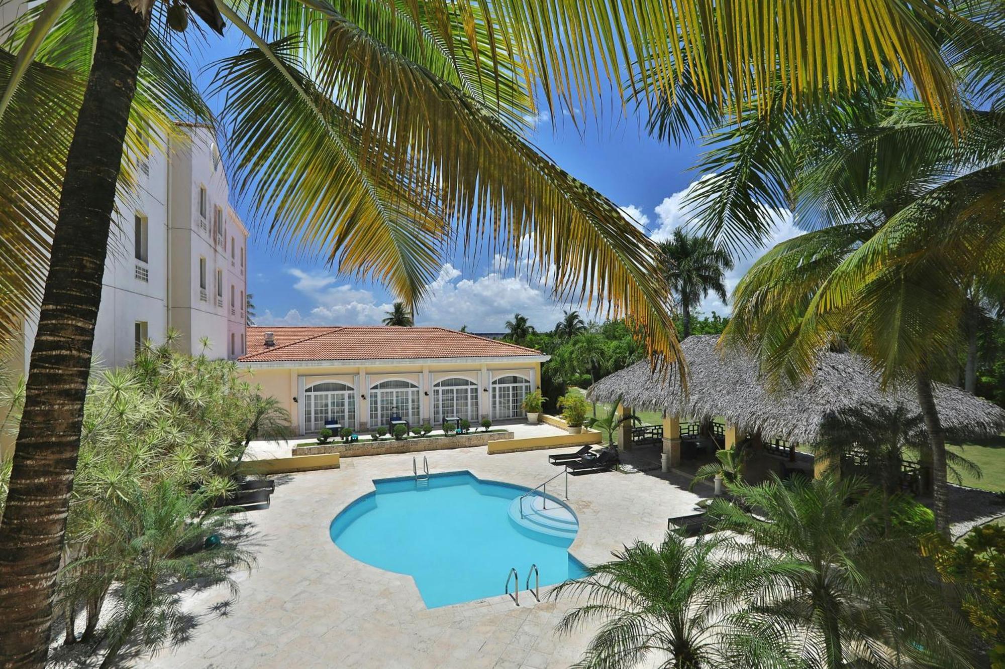 Four Points By Sheraton Saint-Domingue Extérieur photo