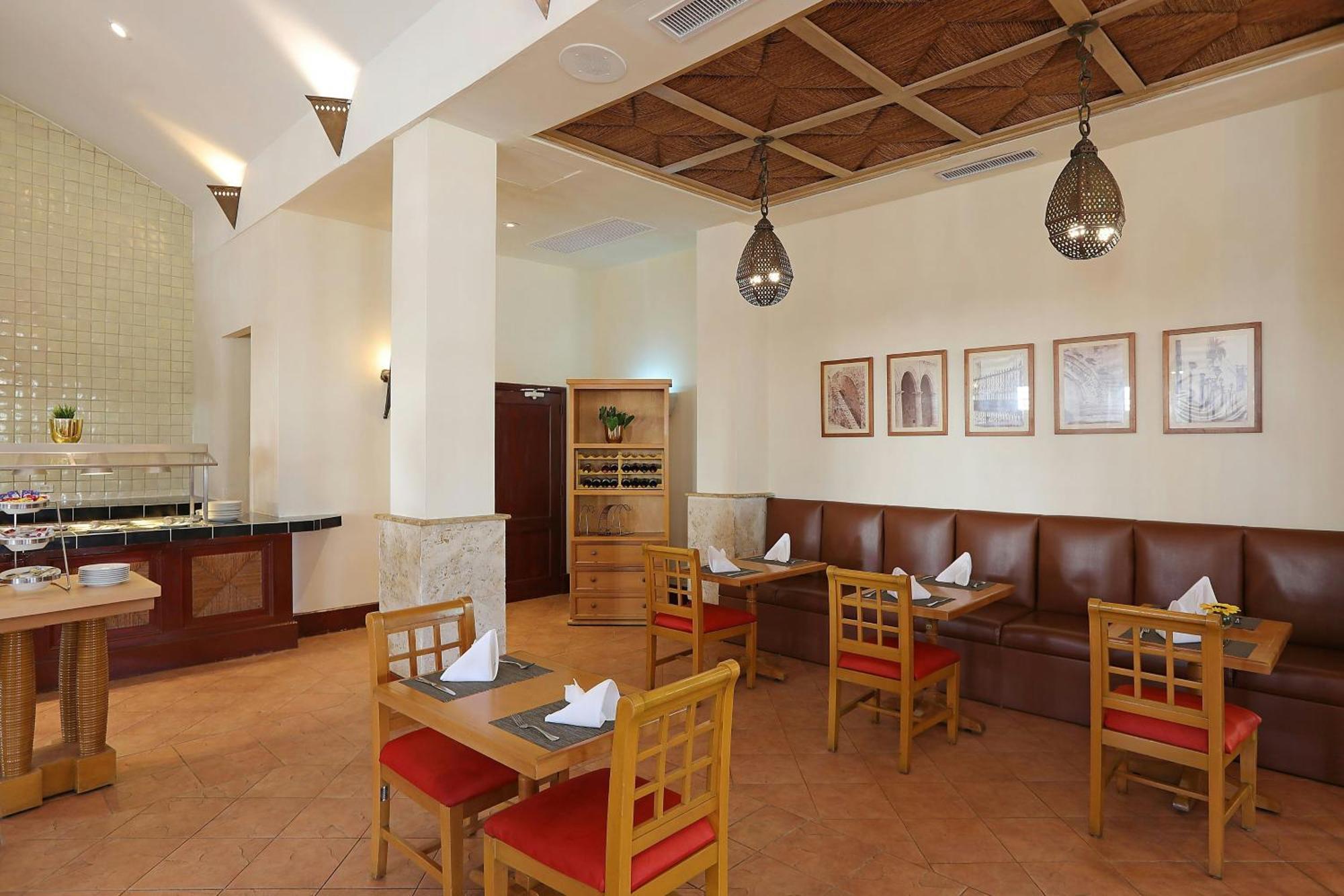 Four Points By Sheraton Saint-Domingue Extérieur photo