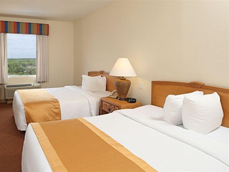 Four Points By Sheraton Saint-Domingue Extérieur photo